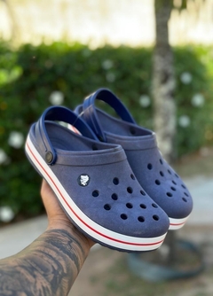 SANDÁLIAS CROCS PREMIUM