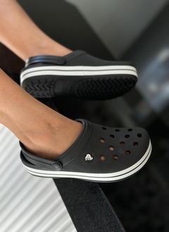 SANDÁLIAS CROCS PREMIUM na internet