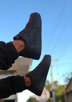 AIR FORCE BLACK