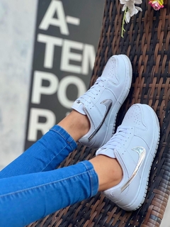 TÊNIS NIKE DUNK LOW na internet