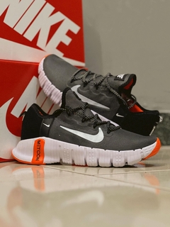 NIKE AIR METCON