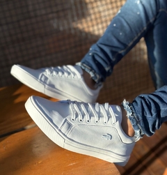 TÊNIS LACOSTE EM COURO - comprar online