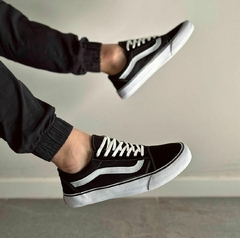 VANS TRADICIONAL na internet
