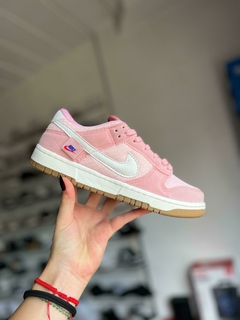 NIKE DUNK ROSA GAMUZA Y TELA