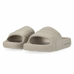 OJOTAS ADIDAS ADILETTE CREMA