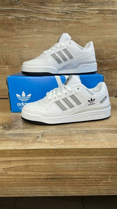 ADIDAS FORUM BLANCAS CON GRIS