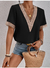 Camiseta feminina com decote em V