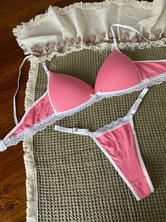 Set Coquette.