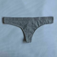 Less Calvin Klein en internet