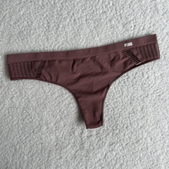 Less Pink en internet