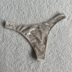 Less Pink - comprar online