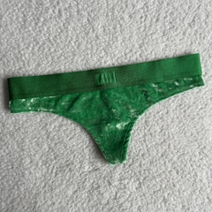 Less Pink - comprar online