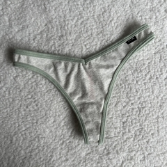 Less Pink - comprar online