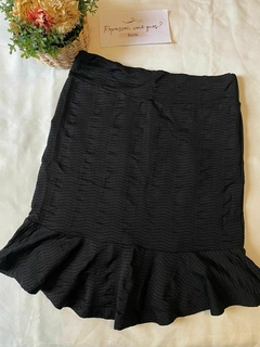 Saia preto babado M - loja online