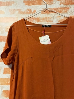 Vestido marrom P na internet