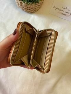 Carteira marrom - Repassei, você quer?