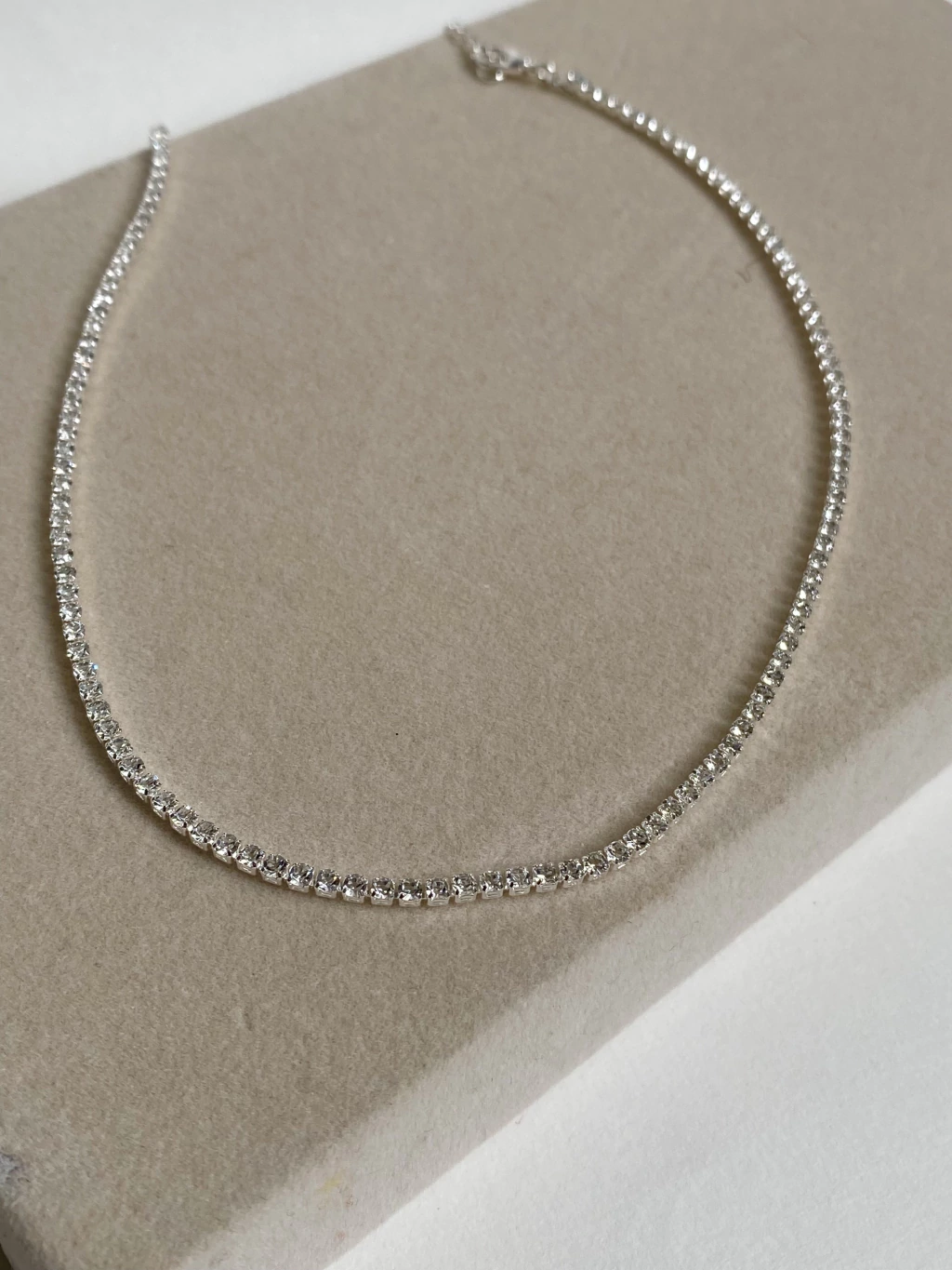 Choker riviera folheado a prata
