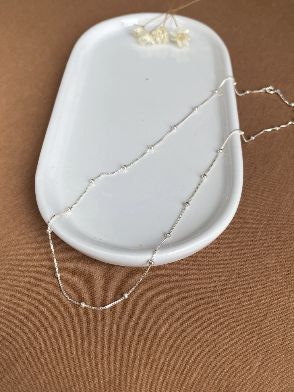 Choker bolinhas prata