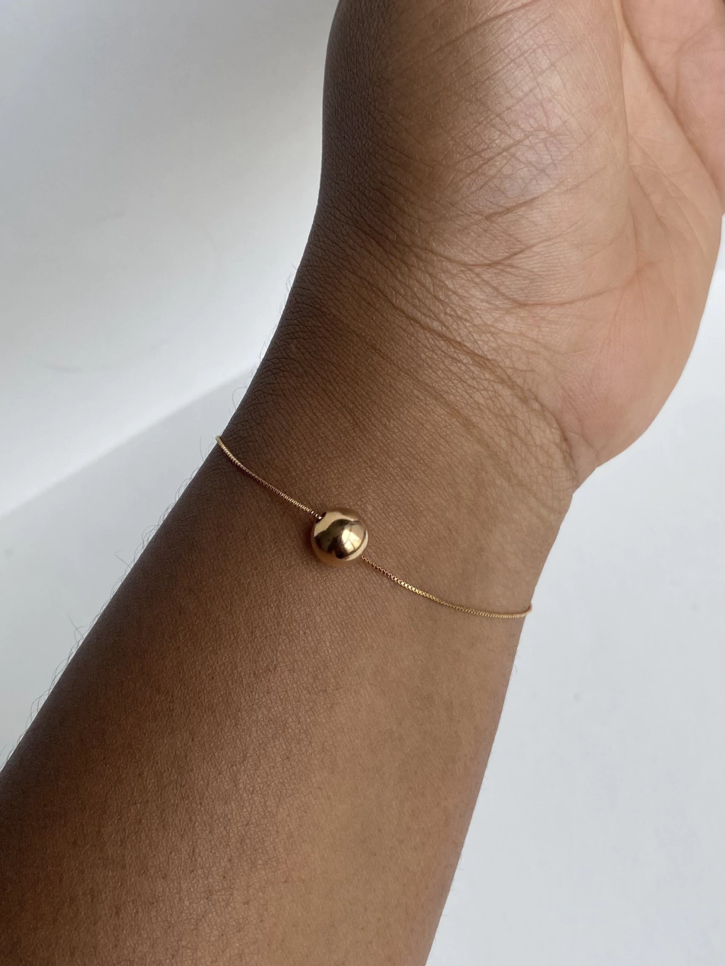 Pulseira bola monocromática semijoia