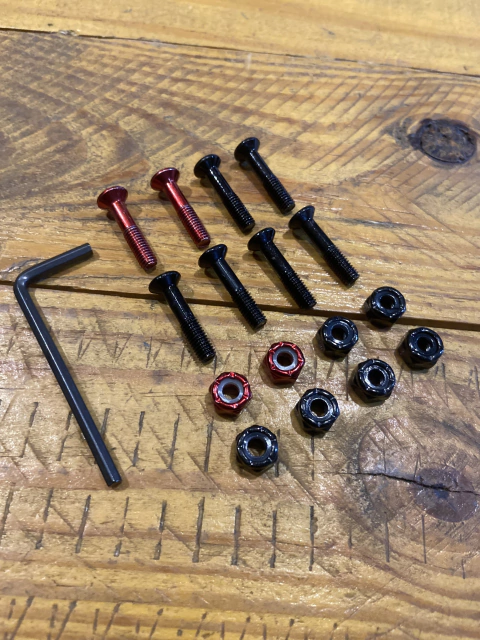 Parafuso de Base Urbe porca 10” vermelho - comprar online