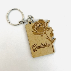 Chaveiros Rosa Gratidão para Lembrancinhas de Aniversário em MDF - comprar online