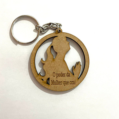 Chaveiros Mulher Orando para Lembrancinhas Religiosas em MDF - comprar online