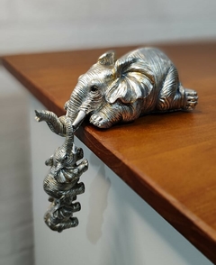 Estátua Decorativa Elefante 14Cm Prata De Mesa C/Filhotes
