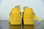 Off-White x Nike Air Force 1 University Gold na internet
