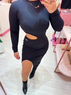 Vestido mídi fenda Fds preto na internet