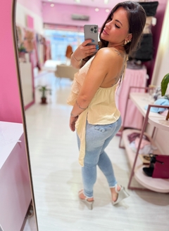 Blusa boho badados nude na internet