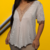Blusa Feminina Plissada Íris Off White: Elegância e Delicadeza!