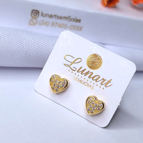 Brinco cravejado coração P