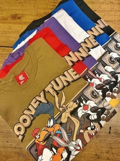 Remera LOONEY TUNES en internet