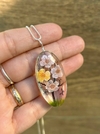Cordão Orgonite Flores Rosa e amarelo com 45cm em Prata 925.
