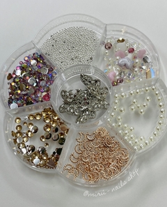 carrusel de decoración mix - MIRÚ - NAILS SHOP
