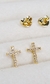 Brinco Cruz Crav. com zircônias - Folheado Banhado a Ouro 18k