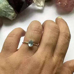Anel Ajustável Aro Simples Topázio Azul Gota P Prata 925 - comprar online
