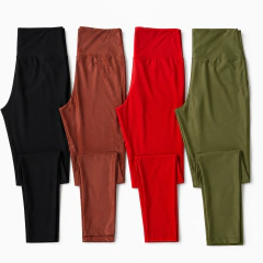 Legging Plus Size Mare Move disponível nas cores preta, marrom, vermelha e verde militar, confeccionada em tecido de alta compressão e cintura alta.