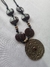 Collar marrón