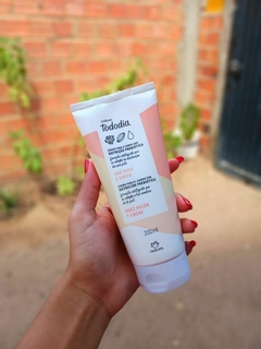 CREMA CORPORAL TODO DIA 200 ML - comprar online