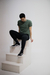 Camiseta Minimalista 2ag Verde, bordada em preto - loja online