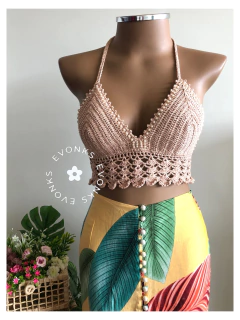 CROPPED CROCHÊ SELENA na internet