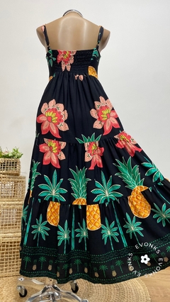 VESTIDO MIDI INSP. FARM na internet
