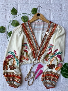 CROPPED POMPOM - EVONKS OFICIAL 