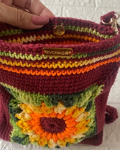Imagem do Bolsa de Crochê Girassol Tropical com Chaveiro Removível – Handmade Evonks