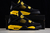 Air Jordan 4 "Thunder" na internet