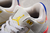 Imagem do Air Jordan 3 "Medellín Sunset" J. Balvin