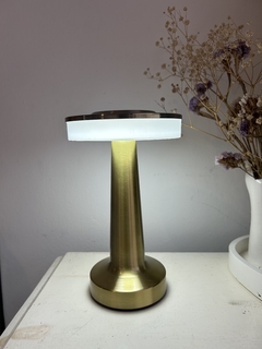 Velador led dorado - comprar online