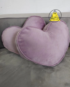 Almohadon en forma de corazon en internet