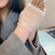 Guantes de media mano en internet